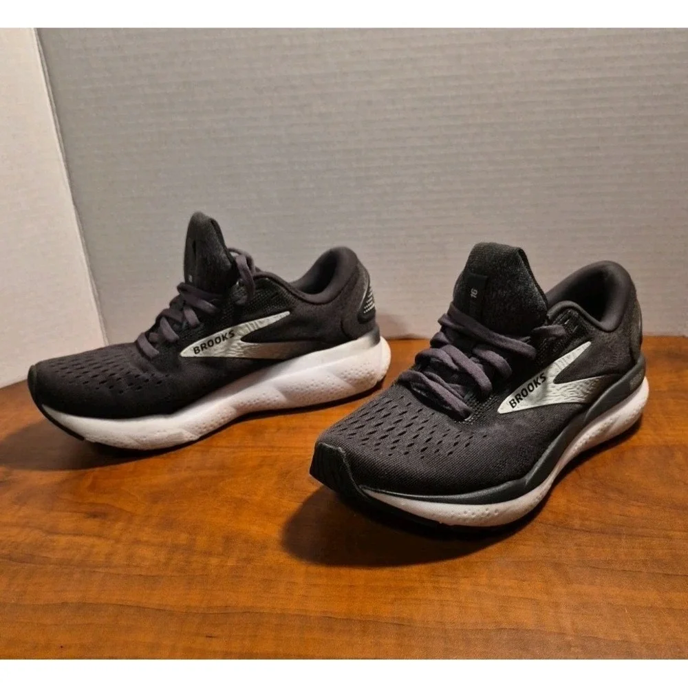Brooks ghost 16